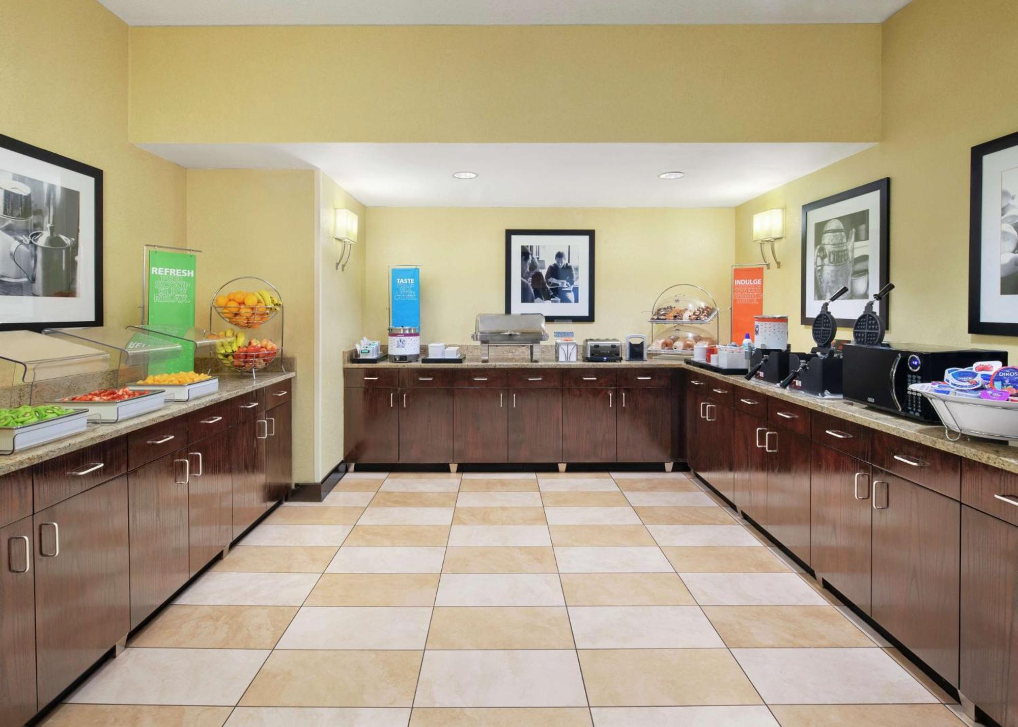 Hampton Inn Dallas Irving Las Colinas Экстерьер фото